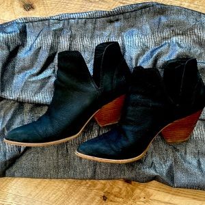 Frye Suede Ankle Boots.  Country boot style. Smoke Free Home